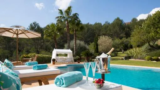 Finca rústica con vista espectacular y hermoso jardín cerca de Alaró en alquiler